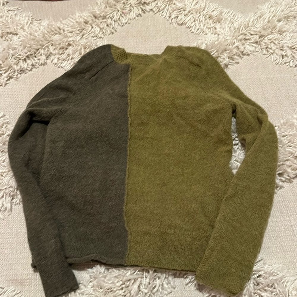 Zara green sweater size M